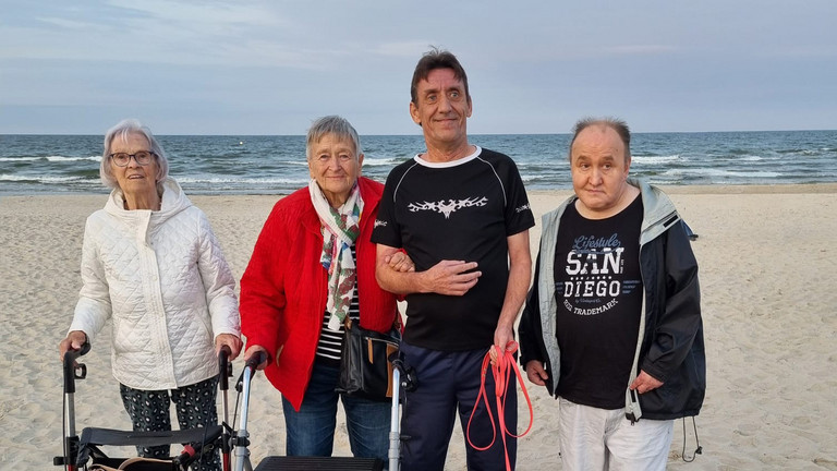 Ausflugsgruppe auf der Insel Usedom - Immanuel Haus Ecktannen
