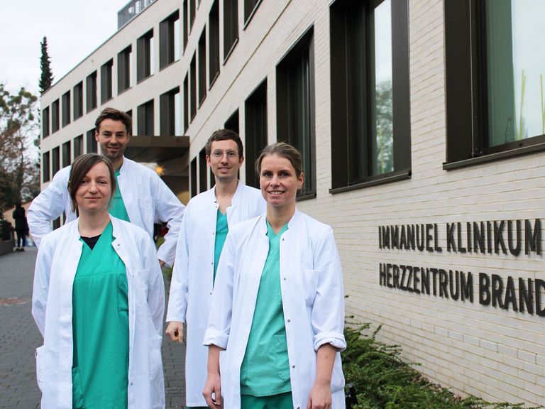 Immanuel Klinikum Bernau Herzzentrum Brandenburg - Nachrichten - Jung, engagiert, zertifiziert - DGK - Junge Kardiologie - Dr. Christian Georg - Dr. Marwin Bannehr - Michaela Härdrich - Dr. Stefanie Steinmeier