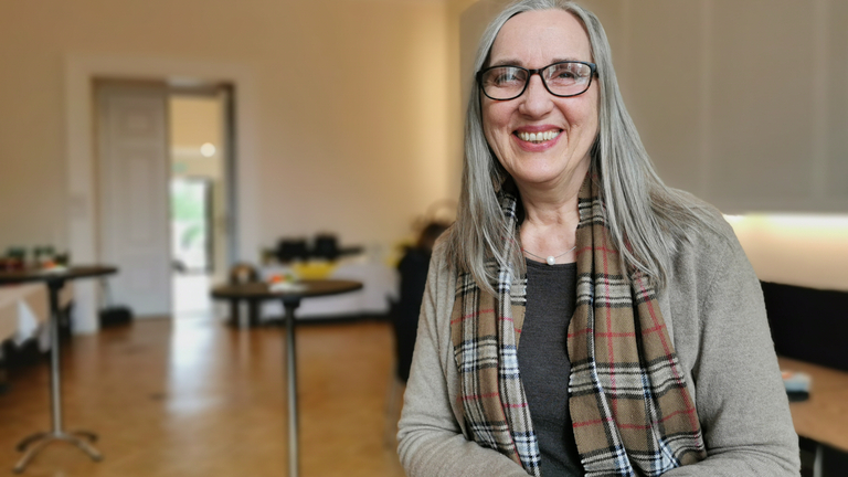 Christel von Scheidt bei Verabschiedung in den Ruhestand, Leiterin Ordnungstherapie und Mind-Body-Medizin, Naturheilkunde Berlin-Brandenburg, Immanuel Krankenhaus Berlin Christel von Scheidt bei Verabschiedung in den Ruhestand, Leiterin Ordnungstherapie und Mind-Body-Medizin im Immanuel Krankenhaus Berlin