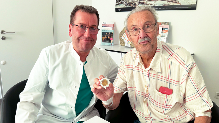 Immanuel Herzzentrum Brandenburg in Bernau bei Berlin - Pressemitteilungen - Erstmals in Brandenburg minimal-invasiver Ersatz der Trikuspidal-Herzklappe Immanuel Herzzentrum Brandenburg in Bernau bei Berlin - Pressemitteilungen - Erstmals in Brandenburg minimal-invasiver Ersatz der Trikuspidal-Herzklappe