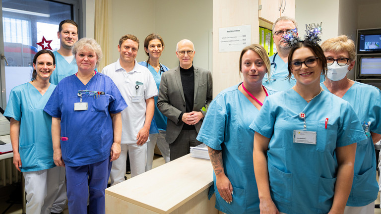 Bürgermeister Tschentscher besucht Zentrale Notaufnahme im Albertinen Krankenhaus Bürgermeister Tschentscher besucht Zentrale Notaufnahme im Albertinen Krankenhaus
