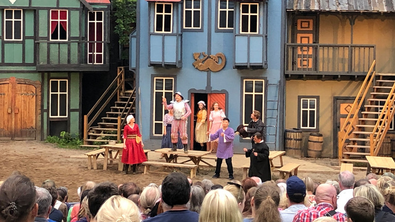Müritz-Saga auf der Freilichtbühne in Waren Müritz-Saga auf der Freilichtbühne in Waren