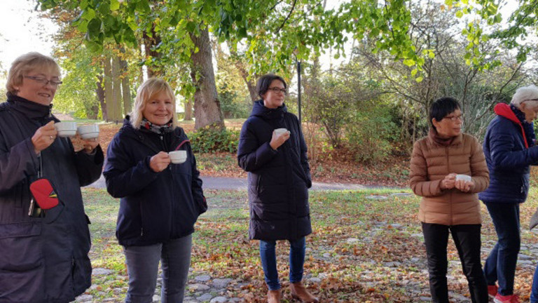 Beisammensein der Gruppe - Diakonie Hospiz Wannsee Beisammensein der Gruppe - Diakonie Hospiz Wannsee
