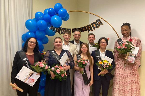 Exmatrikulation unserer Pflegefachfrauen und -männern Exmatrikulation unserer Pflegefachfrauen und -männern