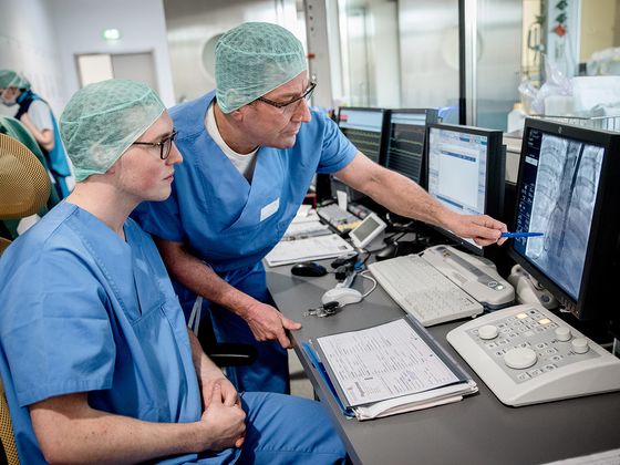 Immanuel Klinikum Bernau Herzzentrum Brandenburg - Staatlich anerkanntes Universitätsklinikum der Medizinischen Hochschule Brandenburg Theodor Fontane (MHB) im Verbund mit den Universitätskliniken in Neuruppin und Brandenburg an der Havel Immanuel Klinikum Bernau Herzzentrum Brandenburg - Staatlich anerkanntes Universitätsklinikum der Medizinischen Hochschule Brandenburg Theodor Fontane (MHB) im Verbund mit den Universitätskliniken in Neuruppin und Brandenburg an der Havel