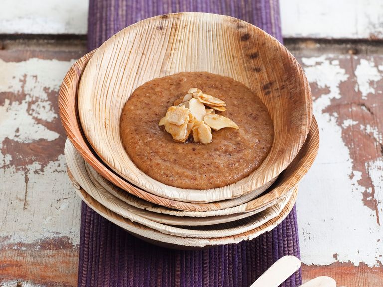 Holunder-Götterspeise mit Cashew-Vanillesahne - Immanuel Albertinen ...