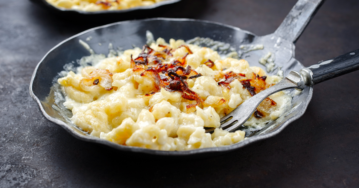 Kartoffel-Käse-Nudeln mit Käse vom Biohof und Röstzwiebeln - Immanuel ... Kartoffel-Käse-Nudeln mit Käse vom Biohof und Röstzwiebeln - Immanuel ...