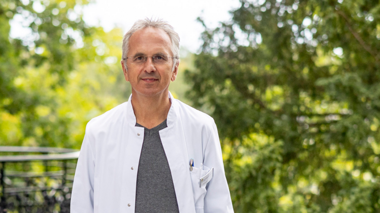 Potraitfoto Prof. Dr. med. Andreas Michalsen, Naturheilkunde Berlin-Brandenburg, ganzheitliche Therapieverfahren, NDR Natur-Docs, TV-Tipp, Immanuel Krankenhaus Berlin Potraitfoto Prof. Dr. med. Andreas Michalsen vom Immanuel Krankenhaus Berlin